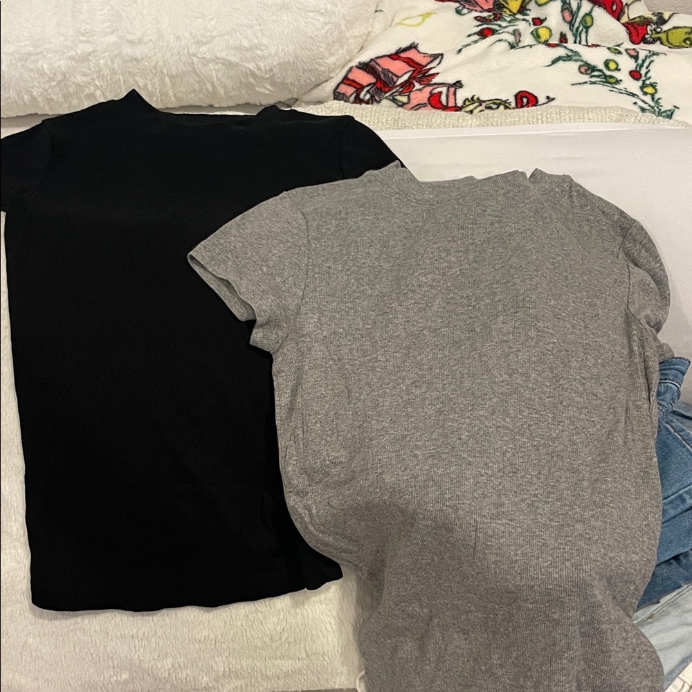 Black and Gray T-Shirt Set
